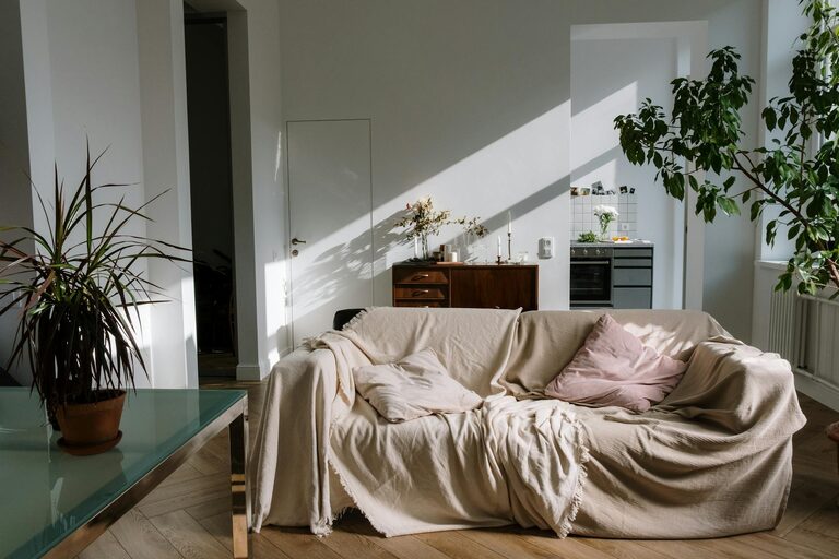 Simple Ways to Refresh Your Home Decor for Every Season