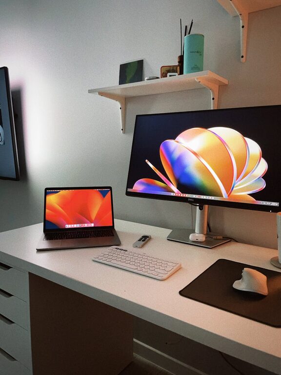 Tips for Creating a Relaxing and Productive Home Office Space